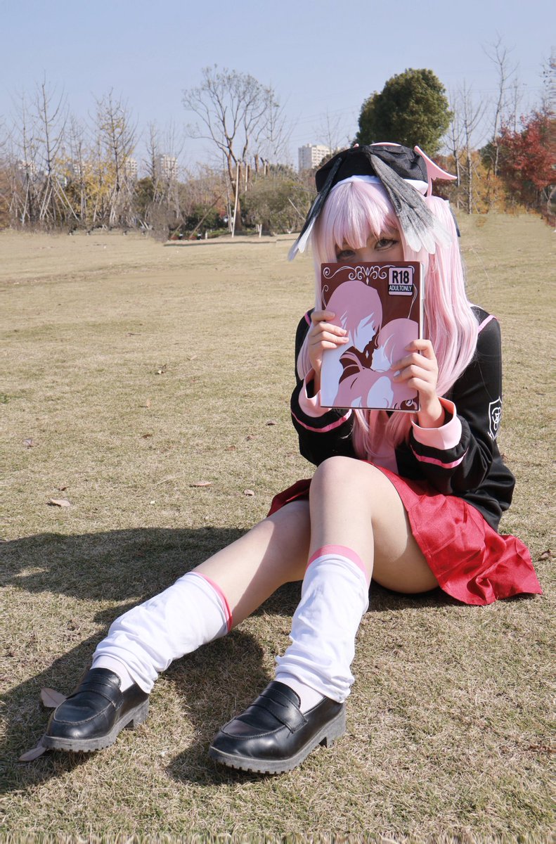 下江小春的cos哈
（怎么没人看啊 我再发😡）
#碧蓝档案 #BlueArchive #cosplay