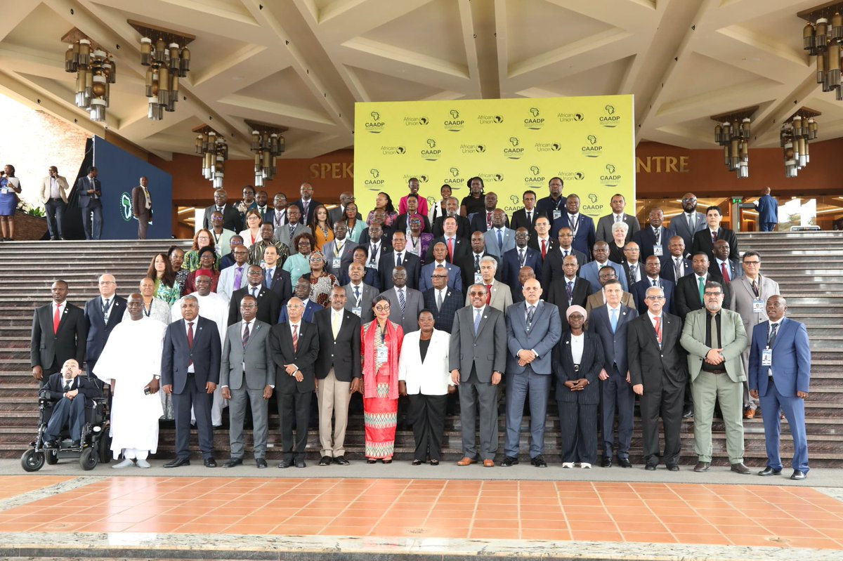 AddisMalawi's tweet photo. @MalawiGovt is at the AU Extraordinary Summit on the Post Malabo Comprehensive Africa Agriculture Development Program currently underway in Kampala. @samkawale1 is leading the Malawi delegation. @ForeignMalawi https://t.co/e92iU2jEEI