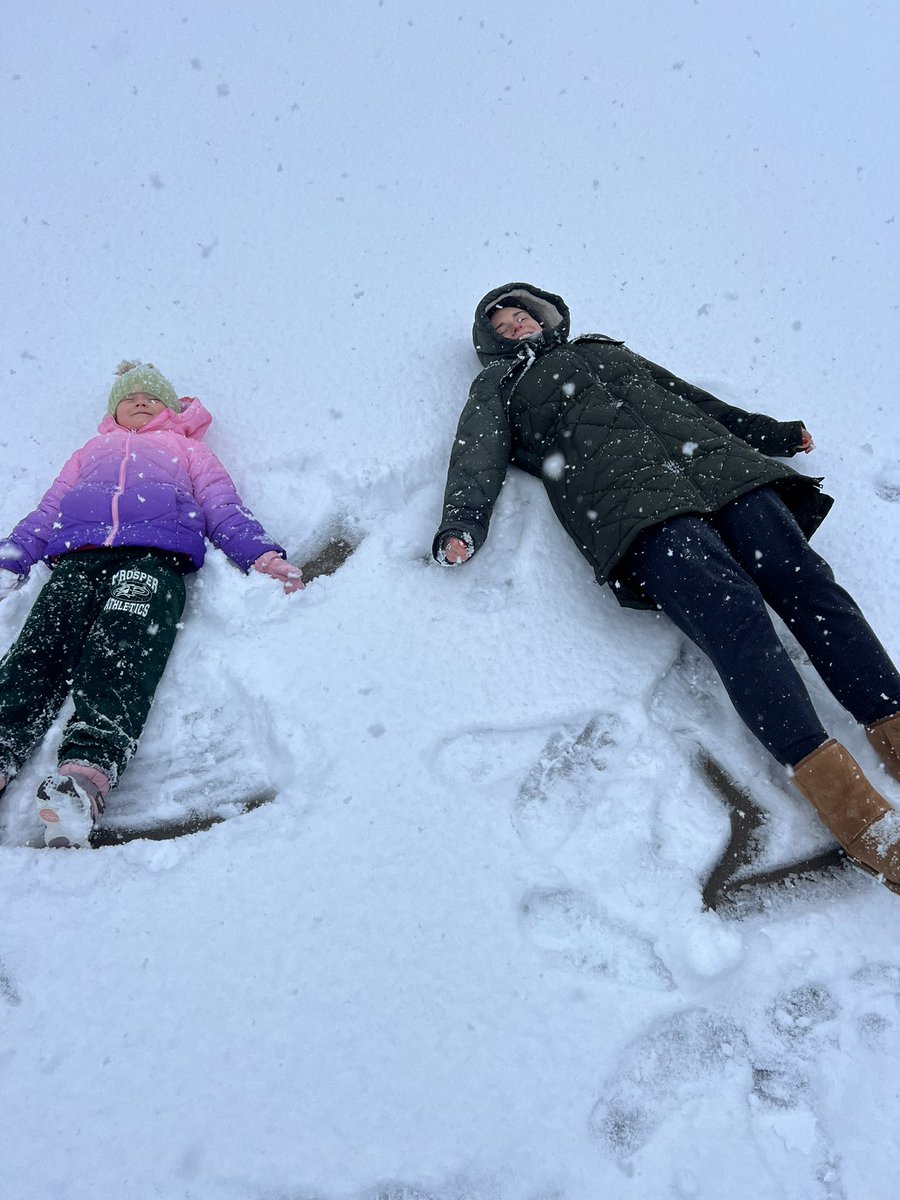 BEAUTIFUL Snow Day!! <a href="/Paige_Trujillo_/">Paige Trujillo</a> ⛄️ ❄️