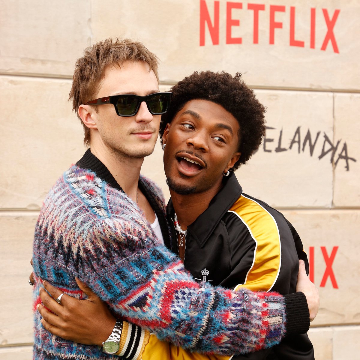 Cosmopolitan's tweet photo. It's the way I'm in love with them both... https://t.co/8BeF6SGw1W