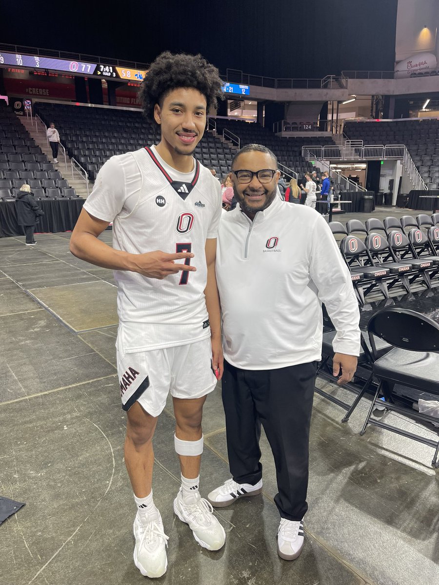Shout out to these student/athletes who love God,  excelling in the classroom, on the court, serving our community &amp; I’m so proud of each one of them &amp; it’s a blessing to be their Pastor &amp; Character Coach at Omaha Men’s Basketball led by Coach Chris Crutchfield.