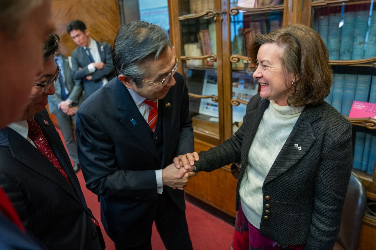 Eluned Morgan (@prifweinidog) on Twitter photo It was an honour to officially launch the Year of Wales and Japan with <a href="/AmbJapanUK/">Hiroshi Suzuki</a> today.
Croeso i Flwyddyn Cymru a Japan! 🏴🇯🇵
#WalesAndJapan #CymruAJapan It was an honour to officially launch the Year of Wales and Japan with <a href="/AmbJapanUK/">Hiroshi Suzuki</a> today.
Croeso i Flwyddyn Cymru a Japan! 🏴🇯🇵
#WalesAndJapan #CymruAJapan