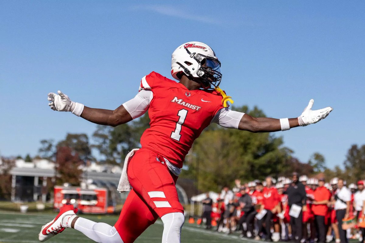 nikolas_bryant's tweet image. Extremely grateful for the opportunity to play Division 1 Football at Marist! Thank you @TheCoachHo for visiting, excited to come up to NY. God is good !
@MikeCollins05 @RidgeRecruits @RecruitGeorgia @CoachMcGuire_ @CoachMWillis @coachkeels4 @CoachTJWeyl