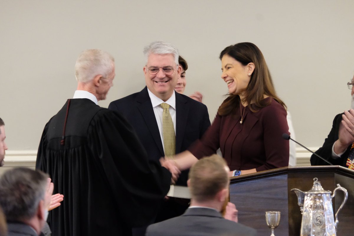 Moments ago, <a href="/KellyAyotte/">Governor Kelly Ayotte</a> sworn in as the new governor of the State of New Hampshire