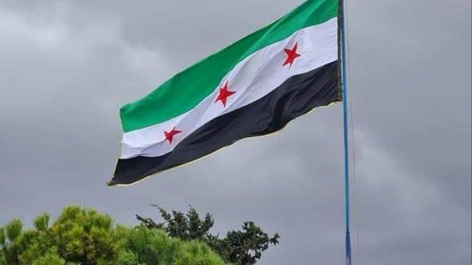 saermarof1's tweet photo. بمرور شهر على إسقاط هذا النظام المجرم نجدد العهد لأهلنا الأحرار أننا سنقوم بما يمليه علينا الواجب من العمل على بناء الدولة التي تتسع لجميع أطياف الشعب السوري ولن نترك أي منطقة لأي مليشيا انفصالية وستلبس الجزيرة السورية ثوب الحرية بإذن الله قريباً https://t.co/Kw0VbV4cpn
