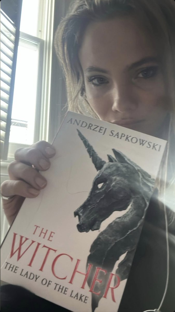 RedanianIntel's tweet photo. Freya Allan reads Andrzej Sapkowski's Lady of the Lake ahead of filming The Witcher S5 in a number of weeks https://t.co/nugdhG3B5R