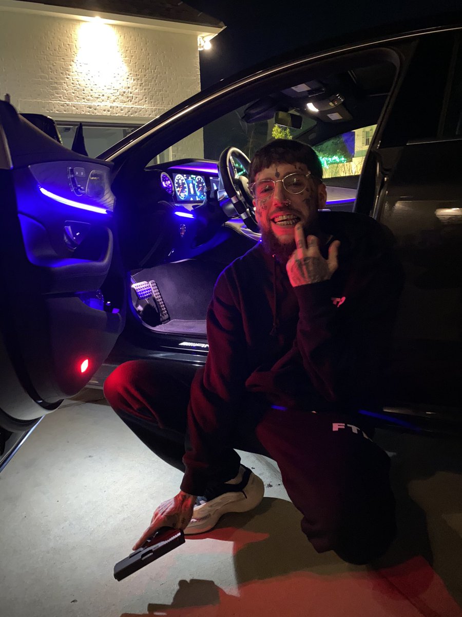 yungxirst's tweet image. I Been About It