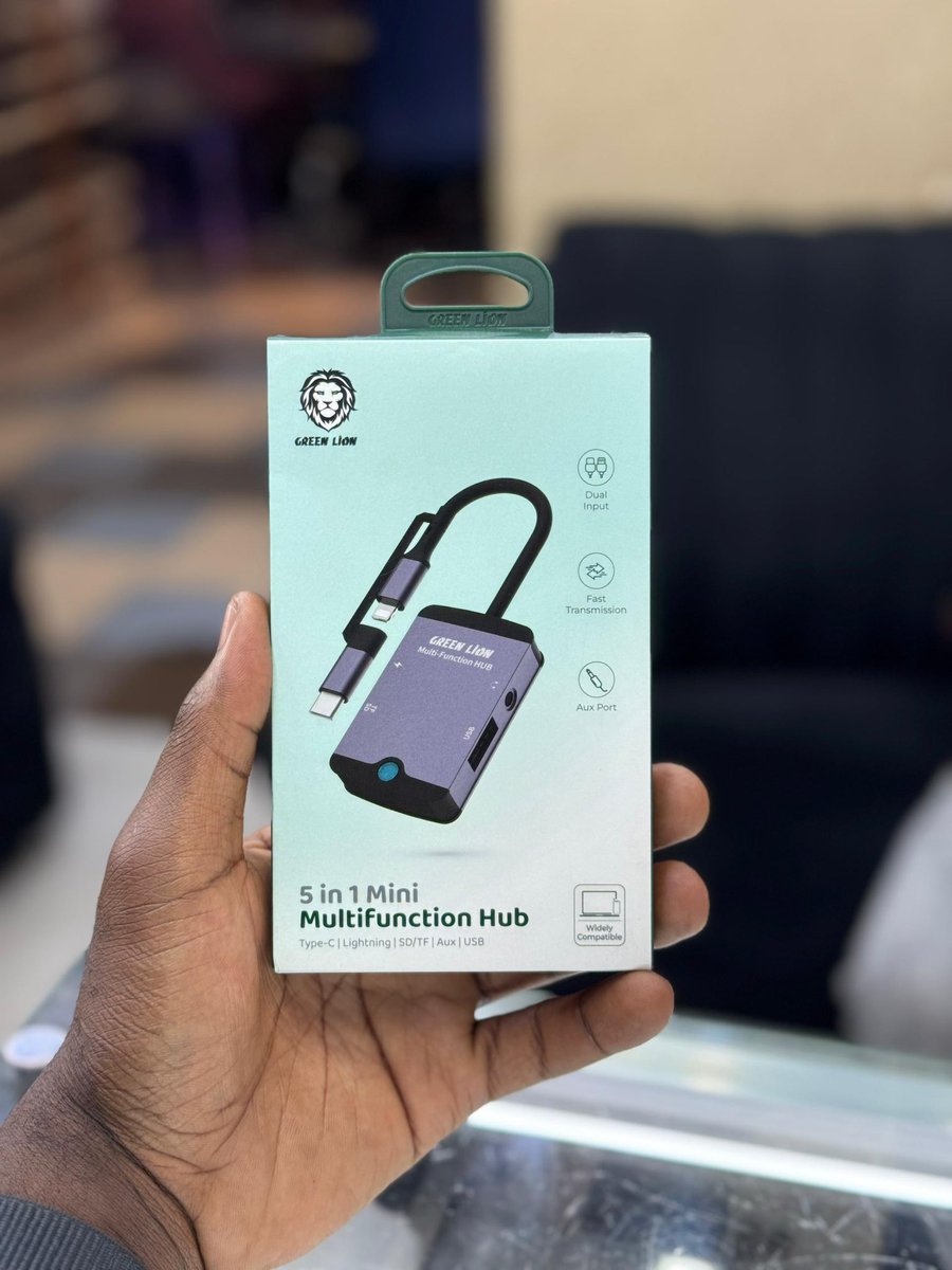 bagzapplestore's tweet image. Expand your device's capabilities with our USB C Hub! Connect multiple peripherals, transfer data, and charge your devices simultaneously with this versatile hub. Simplify your tech setup with BagzAppleservices ! #USBCHub #TechSolutions #devicehelp