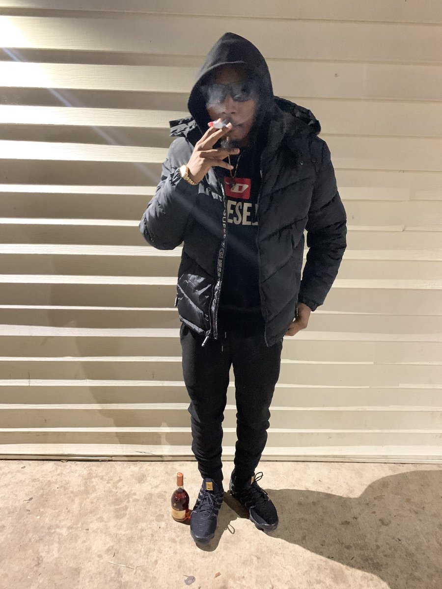 PaperRoute_L's tweet image. Ever felt stuck inna cycle, gotta break it 🗣️