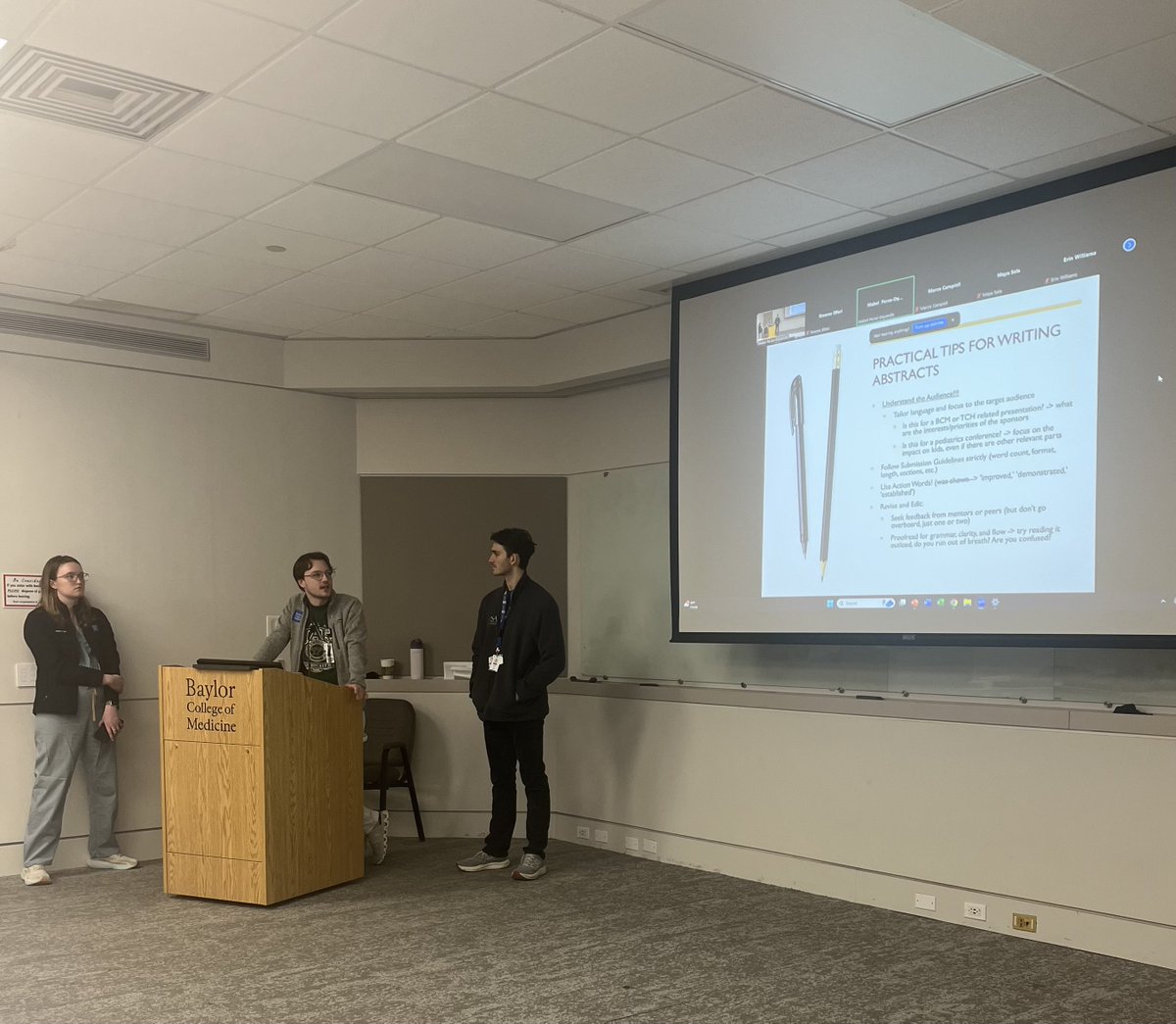 BCM_SOAR's tweet image. Thank you to everyone who joined us for the Crafting Winning Abstracts Workshop last night! A huge shoutout to our amazing presenters, Dominique Cope, Daniel Brock, and James DeCuir, for sharing their expertise and guiding their fellow medical students.✍️
#SOARWorkshop #SOARBCM