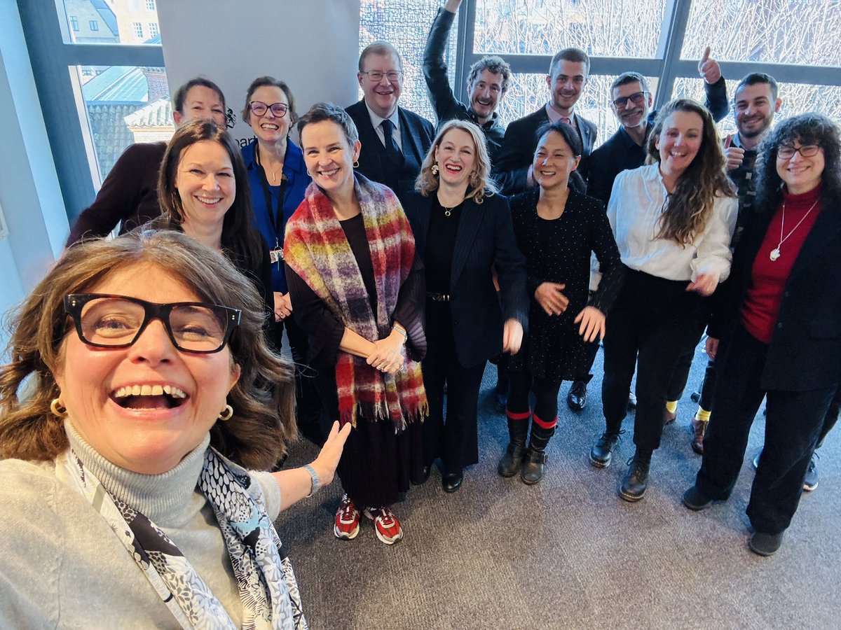 Allison Ogden-Newton OBE 🇺🇦 (@aogdennewton) on Twitter photo Met today with the fabulous <a href="/MaryCreagh_/">Mary Creagh CBE MP</a> DEFRA SoS and her team and fellow campaigners to talk all things Deposit Return Scheme and the Governments plans to deliver the cleaner greener world we all want #DepositReturnScheme #DRS #KeepBritainTidy @keepbritaintidy Met today with the fabulous <a href="/MaryCreagh_/">Mary Creagh CBE MP</a> DEFRA SoS and her team and fellow campaigners to talk all things Deposit Return Scheme and the Governments plans to deliver the cleaner greener world we all want #DepositReturnScheme #DRS #KeepBritainTidy @keepbritaintidy