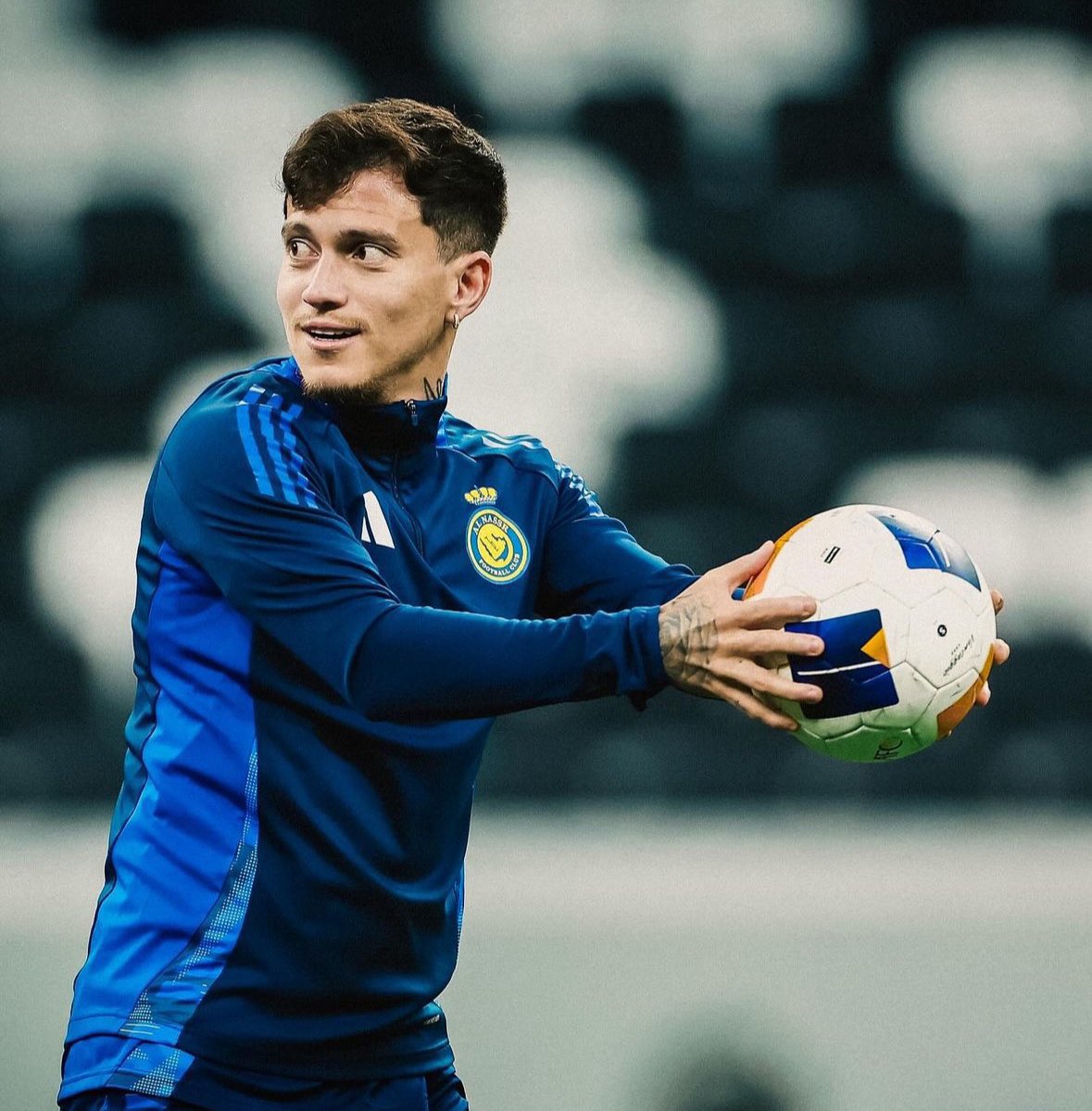 لا يحتاج أرقام لكي تنصفه، فقط شاهد واستمتع.