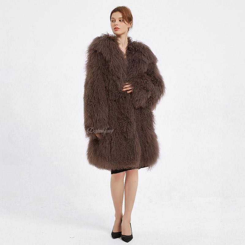 DAYMISFURRY's tweet photo. The lamb fur jacket is a stylish way to stay warm on chilly days.#ootd #fur #coat #furcoat #jacket #furjacket #womenswear #womenfashion #womenstyle #ladyfashion #ladystyle #ladyoutfits #outfits #outwear #clothing #garment #lambfur #lambfurcoat #lambfurjacket #winterfashion https://t.co/z8uFSmf5TJ