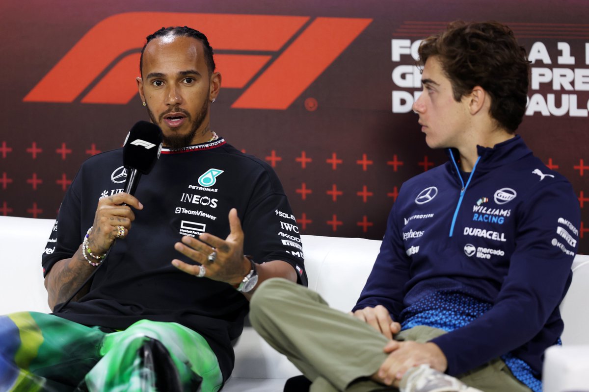 F1's tweet photo. Franco stays in the Formula 1 family 🫶🇦🇷

#F1 @FranColapinto https://t.co/SNU94IqmJF