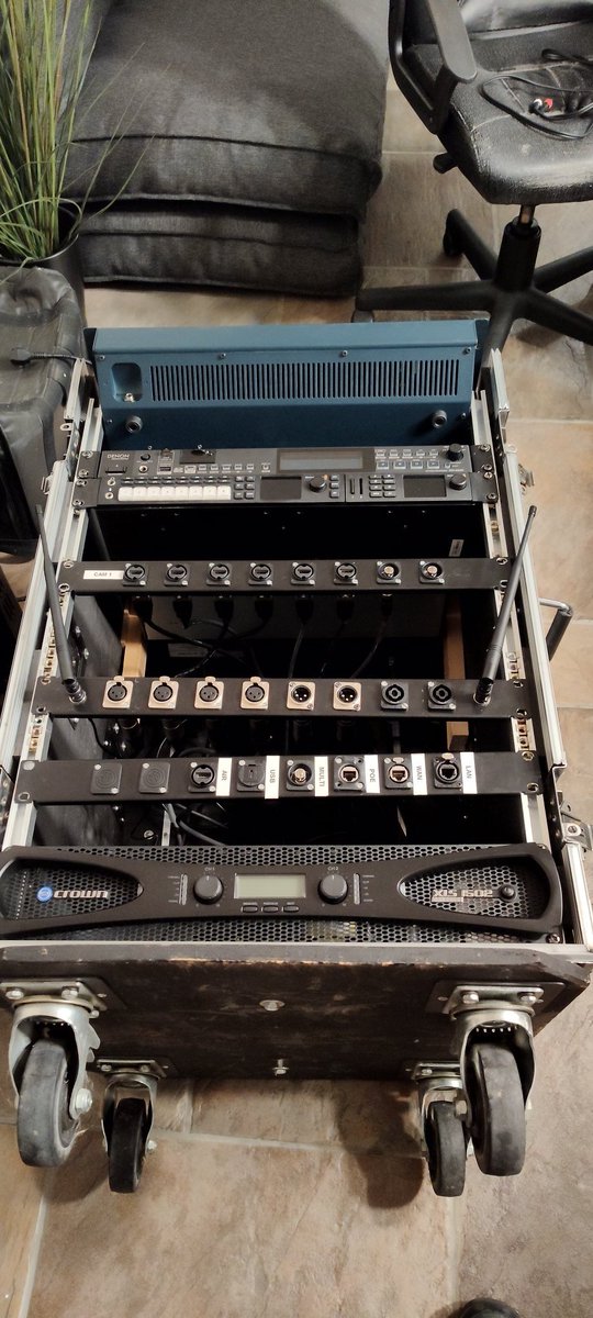 Vanavond even geen uitzending wegens niemand beschikbaar. Komt niet verkeerd uit want dit moet af voor NLSecure de 21e. Zien we je daar?