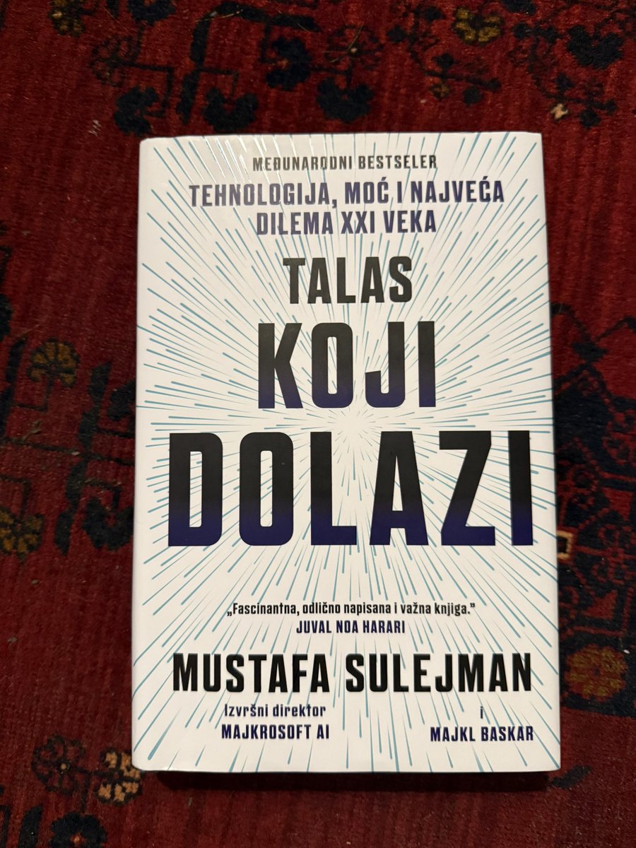 Uh! Duboko uznemirujuća knjiga. Od onih koje ozbiljno podižu puls (a nije triler 😀). Ali mislim da je izuzetno važna i preporučujem je za čitanje, ne samo zbog toga ko je autor i kako je sve objašnjeno, nego i zbog činjenice da se na kraju nazire tračak nade. #marijadcbooks