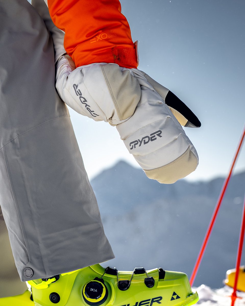 The Puffy Mittens is the perfect choice on the coldest days. Insulated with EXO THERMO insulation and featuring 10K/10K EXO SHIELD for dryness, every detail is carefully considered.

Keep your hands toasty! 🔥🤲🔥