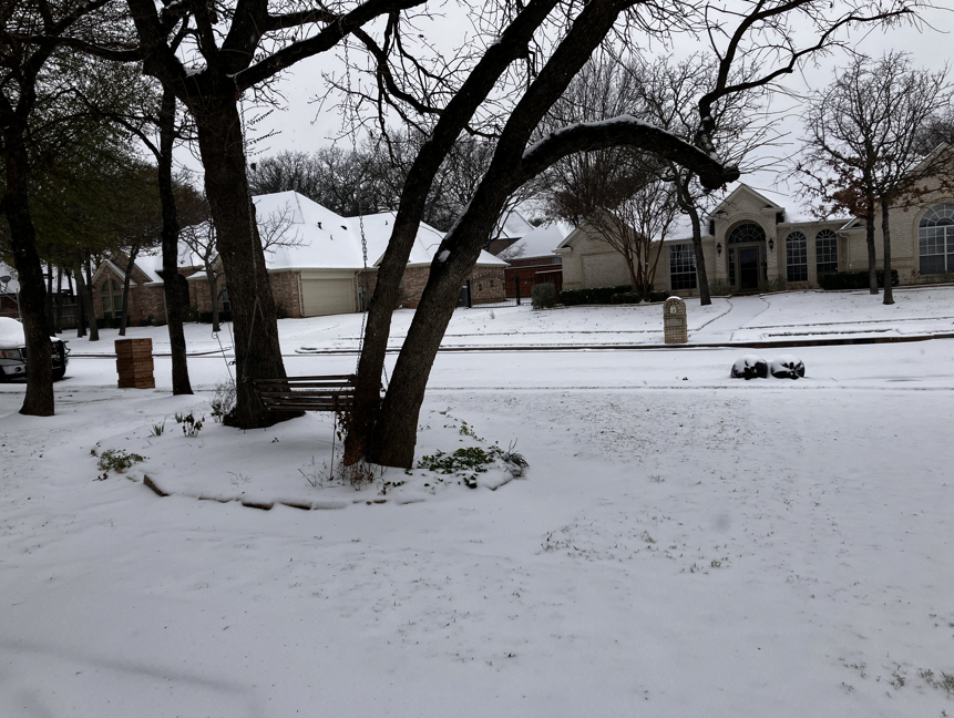 kwtx's tweet photo. 😍WINTER WONDERLAND❄: This was taken just now is Keller, #Texas, in the Dallas–Fort Worth area. https://t.co/7WTGOsgmOk