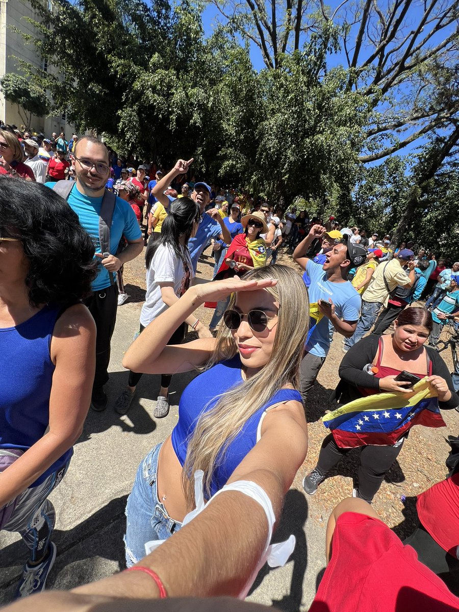 Portu2612's tweet photo. Solo vete YA! Please 💛💙❤️‍🩹 @MariaCorinaYA cumpliendo sin miedo 💪🏽 https://t.co/7kwm1FG8wa