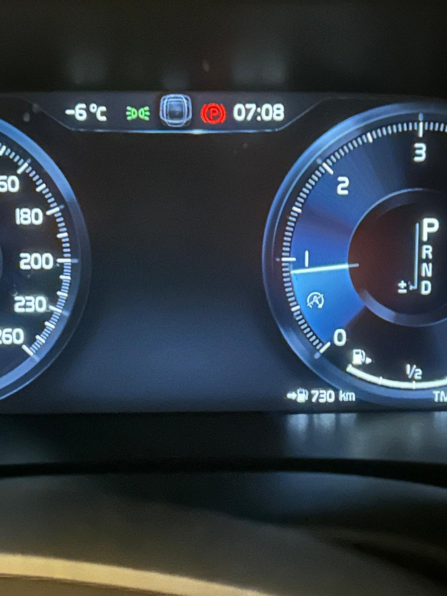 Southern4x4R's tweet image. Our man Martin was on the road at 6am in minus 6 degrees today to complete tasks which include bringing nurses to work and a district nurse around for house visits. Today was the 5th of  5 consecutive days that Martin has spent behind the wheel volunteering. #outstanding