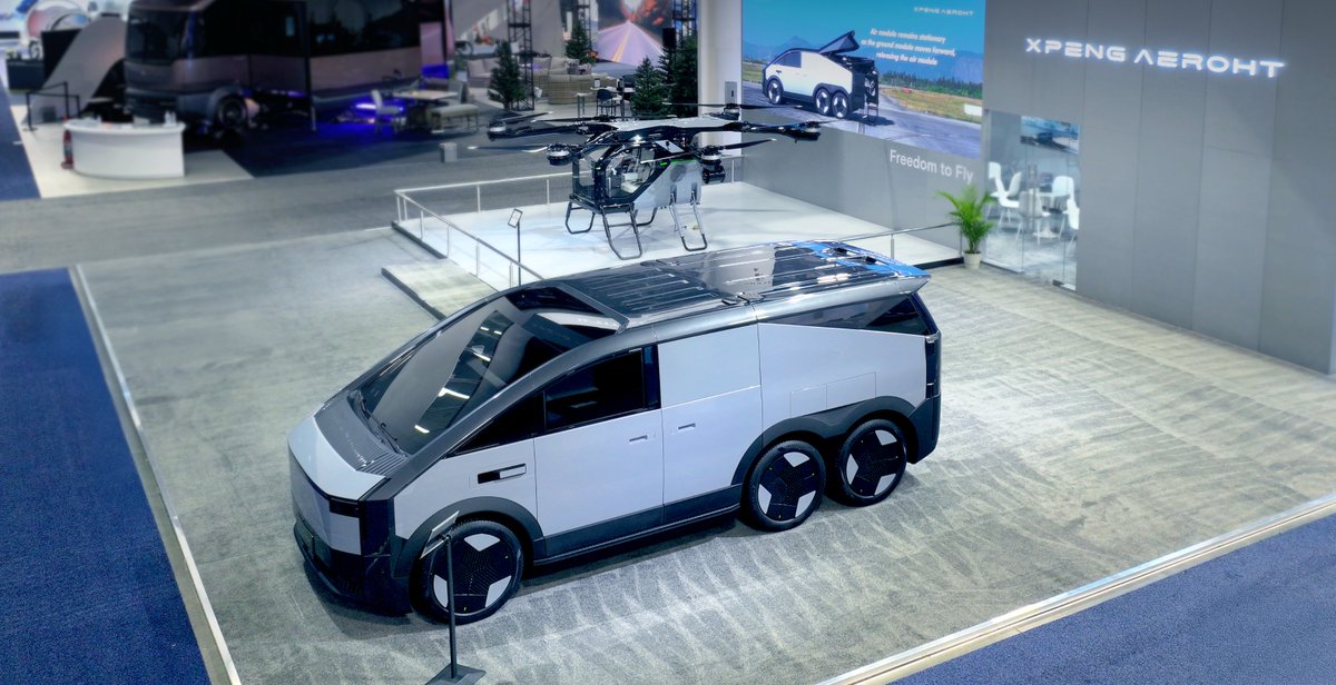 XPENG_AEROHT's tweet image. A closer look at the groundbreaking “Land Aircraft Carrier” unveiled at #CES2025! The future of mobility is here—seamlessly combining driving and flying.

#XPENGAEROHT #FlyingCar #Tech #CES