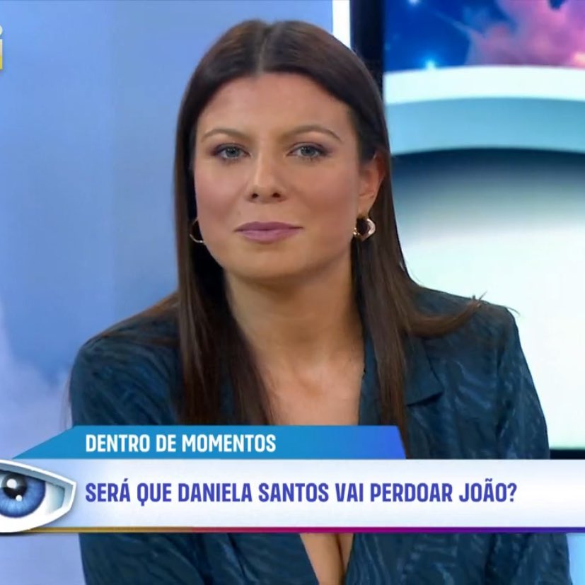 ela a olhar para ele e ele sem conseguir encarar de frente BORA BORA FAZ-TE HOMEM FRANCISCO