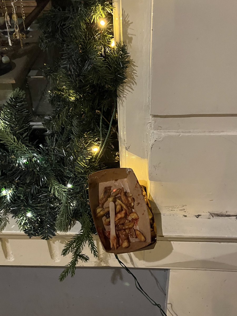 ๐ซ๐๐๐ฃ๐๐๐ ๎จ tweet media