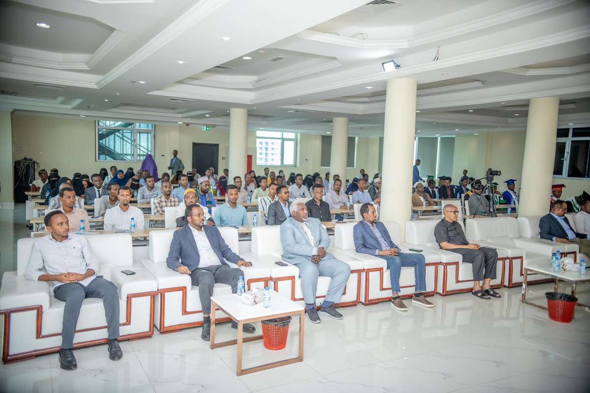 Hormuud's tweet photo. Today, @hsfSomalia celebrated the graduation of the second cohort of Hormuud Salaam Foundation scholarship recipients. These students have excelled in diverse disciplines, including Agriculture, Geology, Marine Science, Computer Science, Logistics & Procurement, Law, and Sharia, at leading universities in Somalia.

During their academic journey, @hsfSomalia also supported them with capacity-building workshops aimed at enhancing their skills, broadening their knowledge, and promoting personal growth.

We extend huge congratulations to the graduates and their families! Their success inspire hope and will play a vital role in shaping a brighter future for Somalia.

#Scholarships #HormuudTelecom #SomaliaSuccessStory