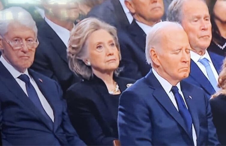 Jedna fotografija sa četiri osobe koje su direktno odgovorne za više od 10.000.000 mrtvih širom sveta.