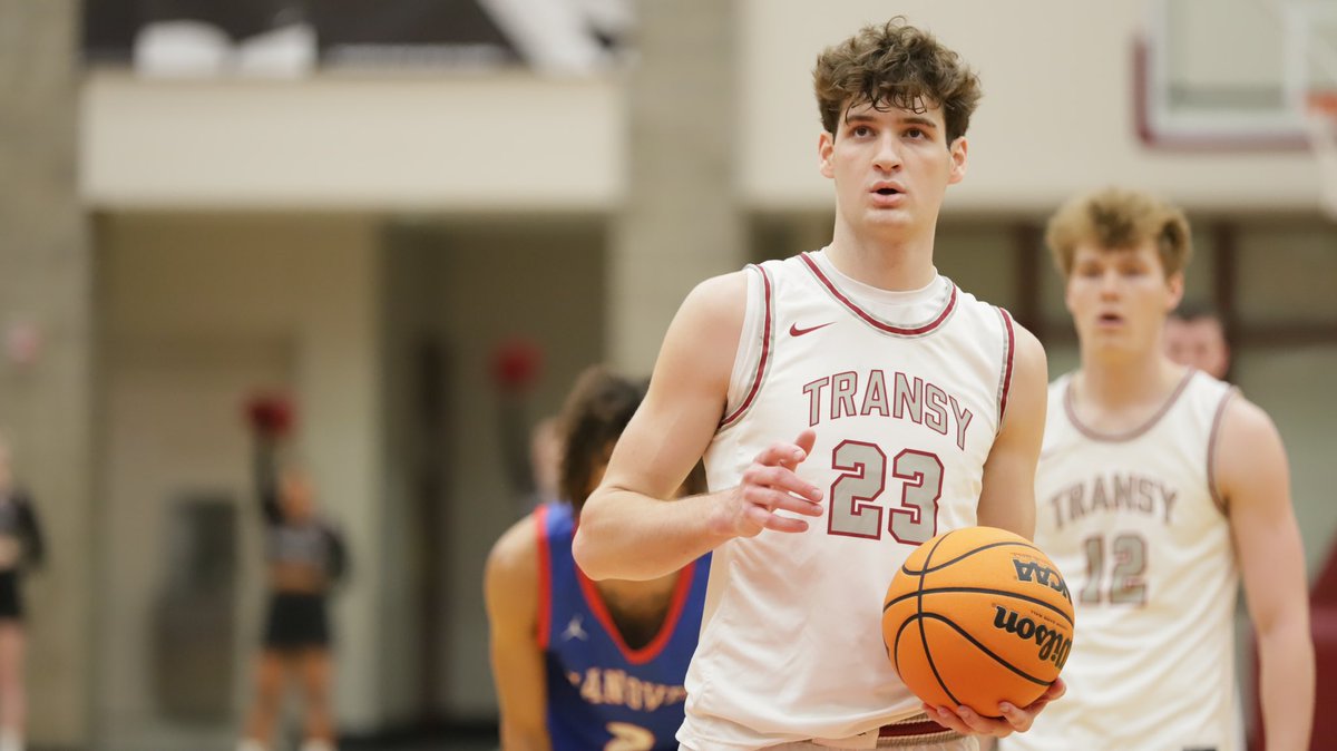 Images from Men’s Basketball’s HCAC victory over Hanover at the Clive M. Beck Center on Wednesday. #FlyPios
