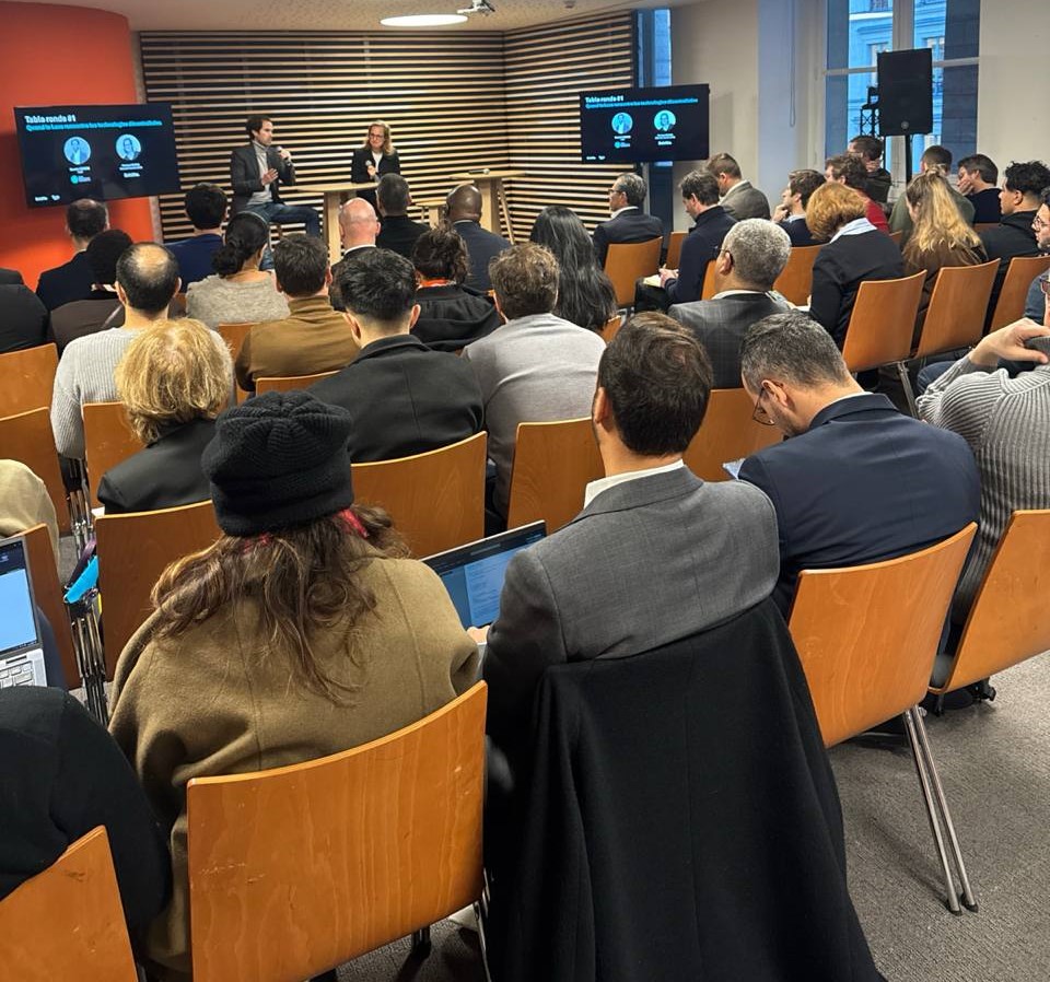 Our team just returned from an incredible networking day at Palais Brongniart in Paris! 🙌  

We attended insightful panels and had lunch with <a href="/EDFofficiel/">EDF</a> (valued at almost $60B 👀) to discuss how we can make our mining farms even more eco-friendly ♻️  

The future is looking
