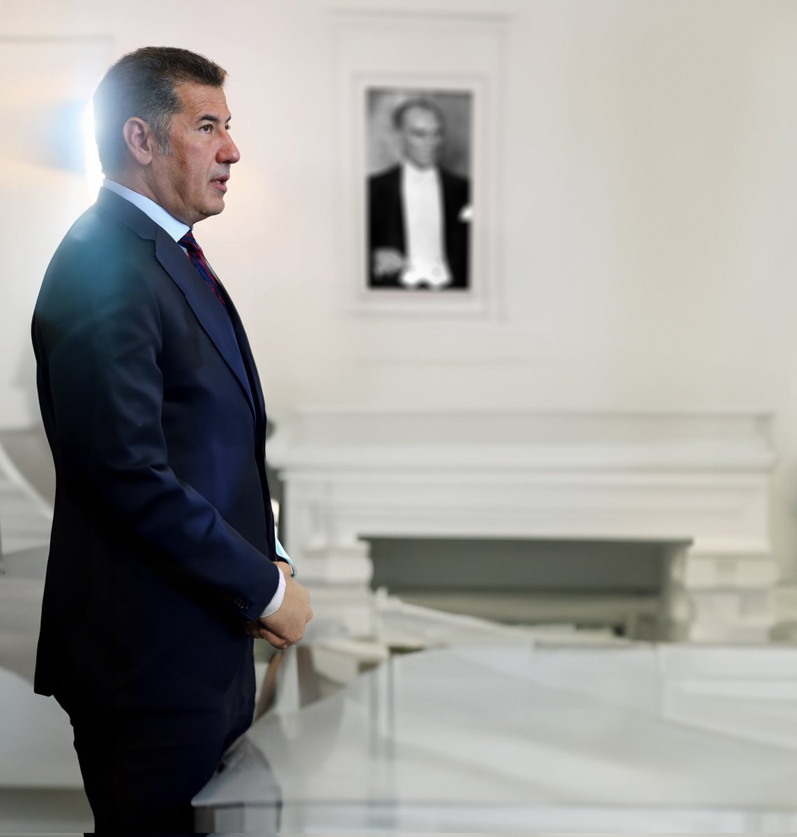 Ülkeme ışık olan, lider Dr. Sinan Oğan. 🇹🇷

Herkes bilsin ki; Her şey yeni başlıyor…

<a href="/DrSinanOgan/">Dr. Sinan Oğan</a> #OAnGeliyor #PlanaSadıkKal