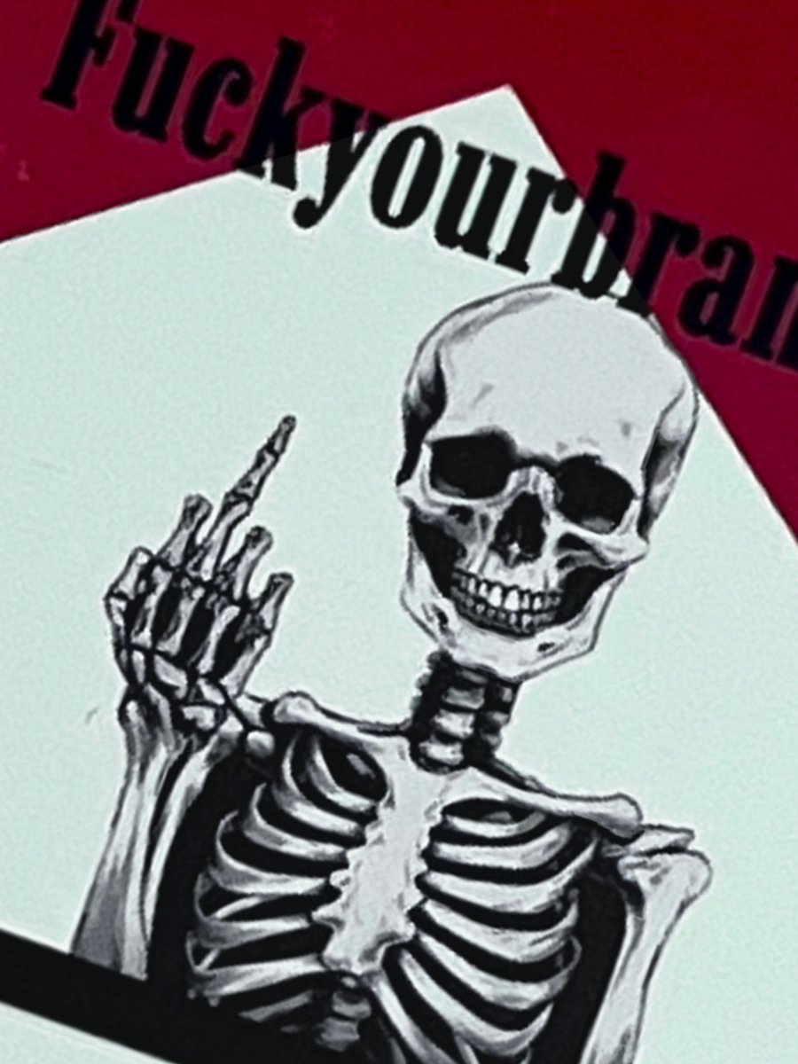 FUCKURBRAND's tweet image. FYB bubble gum cigarettes…
these were one of my favorite candies when i was a kid growing up. wanted to remake them for yall…
these will be available in the next drop🖕
drop some 🖕🖕🖕 in the comments if you want a pack