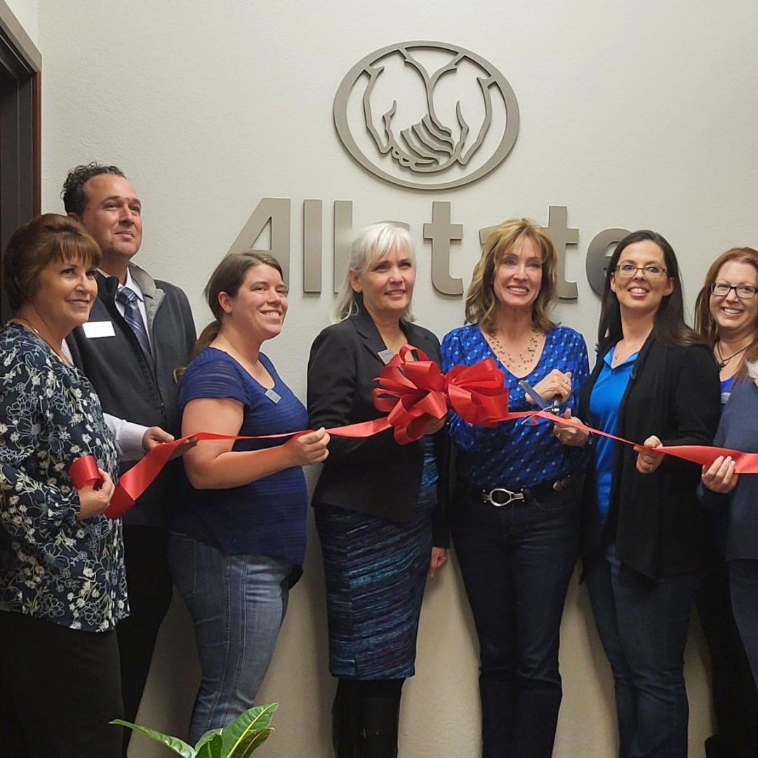 FainSignature's tweet photo. Congratulations to  Allstate Insurance: Robin Binkley, our newest tenant on yesterday's Ribbon Cutting Ceremony with the Prescott Valley Chamber of Commerce! 🎉 We can't wait to see your business blossom here! https://t.co/YTbiik8pG7