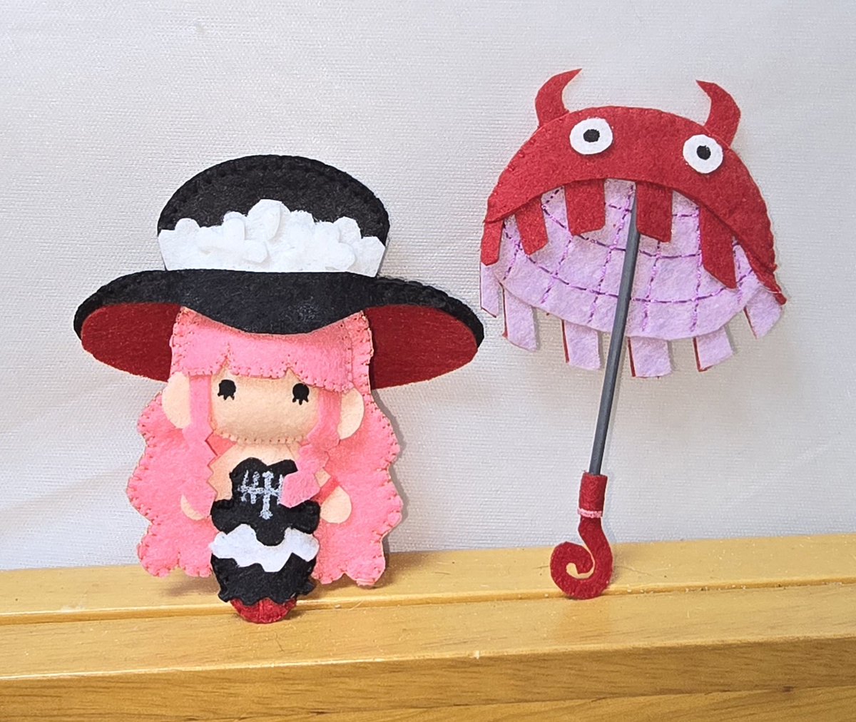 펠트인형 커미션 신청하실분
한명:4만원(배송비2000원)
(디테일이 많을경우 추가금 있을수도 있음)
신청이랑 자세한 문의는 오픈카톡으로
open.kakao.com/o/sga0Kxhg