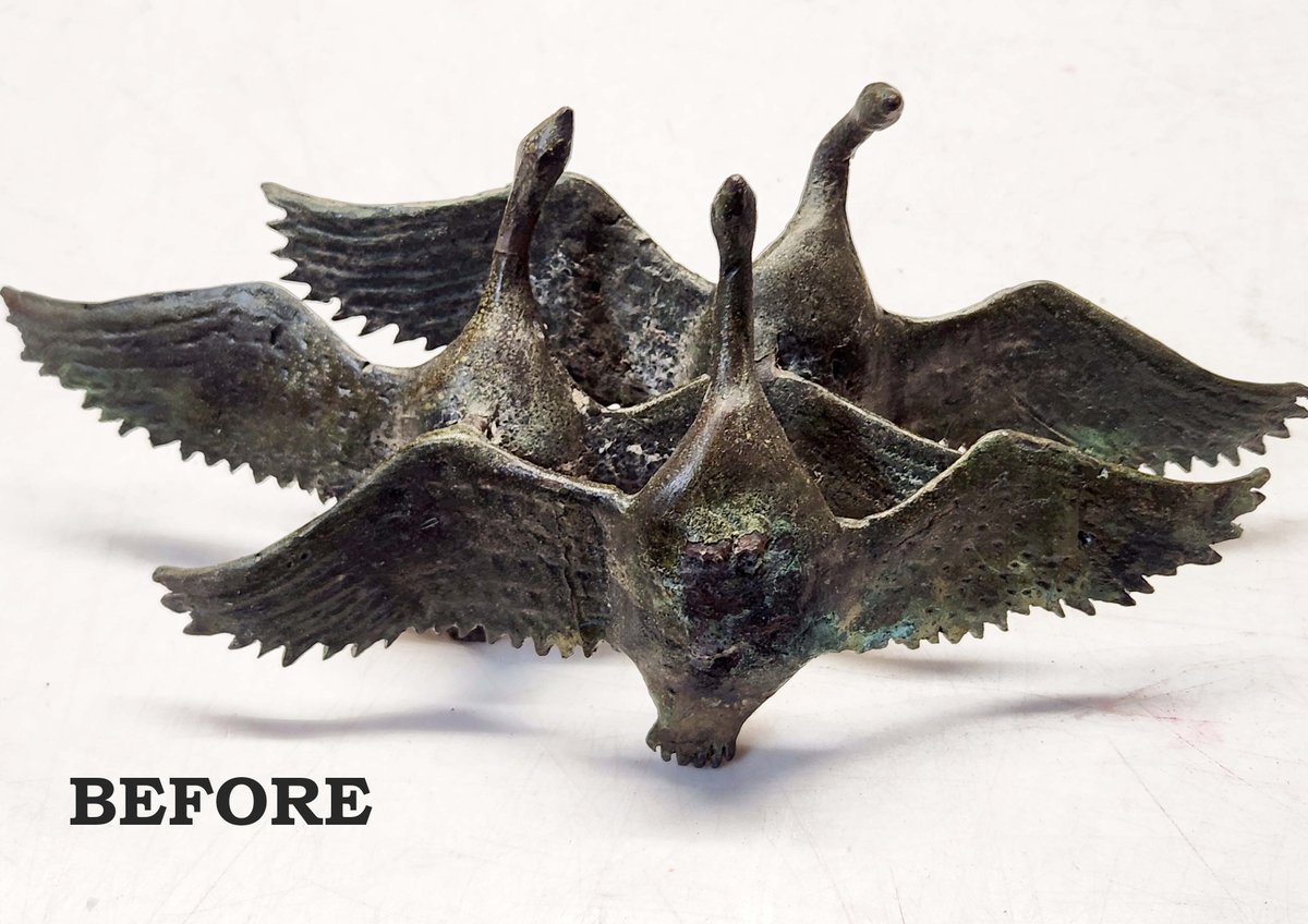 artofmarkmorris's tweet photo. Restoration (recently completed)  2025
Work completed at the request of the current owner.

Base repaired; glued, sanded, painted flat black
Broken bronze repaired with silver solder. https://t.co/wTDZsPd2oN