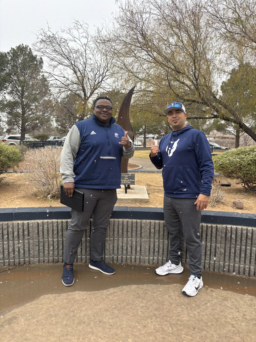 DJ Check (@djcheck2) on Twitter photo Rain, sleet or snow not stopping UTEP Football from finding the best players for their program! Thanks for stopping by The View today <a href="/UTEPCoachCJones/">Chris Jones</a>
πͺπΊπβοΈ
<a href="/ClintISD/">Clint ISD</a> <a href="/UTEPFB/">UTEP Football</a> <a href="/TheView_LoboFB/">Mountain View HS Football</a> <a href="/UTEP/">UTEP</a> <a href="/CoachSWUTEP/">Scotty Walden</a> Rain, sleet or snow not stopping UTEP Football from finding the best players for their program! Thanks for stopping by The View today <a href="/UTEPCoachCJones/">Chris Jones</a>
πͺπΊπβοΈ
<a href="/ClintISD/">Clint ISD</a> <a href="/UTEPFB/">UTEP Football</a> <a href="/TheView_LoboFB/">Mountain View HS Football</a> <a href="/UTEP/">UTEP</a> <a href="/CoachSWUTEP/">Scotty Walden</a>