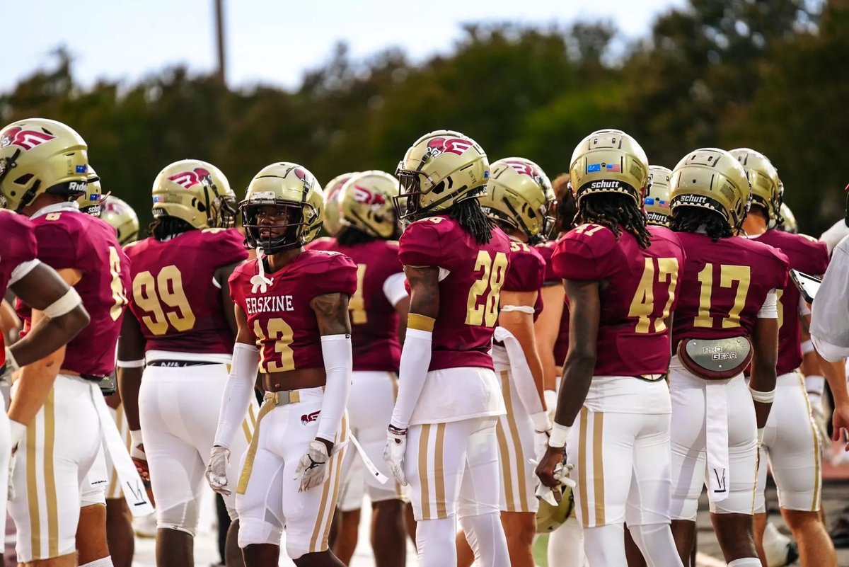Mikey Hunt C/O 2025 IMG DB (@mikeyhunt727) on Twitter photo #AGTG After a great conversation with <a href="/CoachDHop_24/">Dezmon 🌊Hopkins</a> and I’m thrilled to announce that I’ve received an offer to play football at Erskine College.
<a href="/CoachPondIMG/">Jeff Pond</a> <a href="/CoachJuwanIMG/">Juwan Dowels</a> <a href="/CoachDennisIMG/">Coach Chris Dennis</a> #AGTG After a great conversation with <a href="/CoachDHop_24/">Dezmon 🌊Hopkins</a> and I’m thrilled to announce that I’ve received an offer to play football at Erskine College.
<a href="/CoachPondIMG/">Jeff Pond</a> <a href="/CoachJuwanIMG/">Juwan Dowels</a> <a href="/CoachDennisIMG/">Coach Chris Dennis</a>