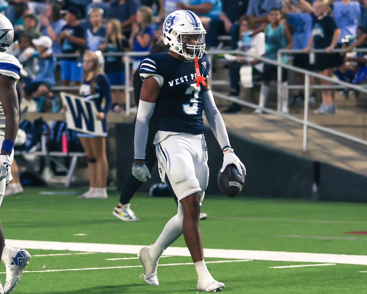 Junior Season Highlight 
hudl.com/v/2QkcCx

💡📸🎬
<a href="/JGonzalesJr10/">Julio Gonzales Jr.</a> <a href="/BenjaminGolan/">Ben Golan</a> <a href="/RandallSweet5/">Randall Sweet</a> <a href="/TFloss32/">Todd Glawson</a> <a href="/TXTopTalent/">TX TOP TALENT</a> <a href="/sixstarfootball/">Six Star Football | PLUS+</a> <a href="/GPowersScout/">Greg Powers 🏟️</a> <a href="/Matt_Stepp817/">Matt Stepp</a>