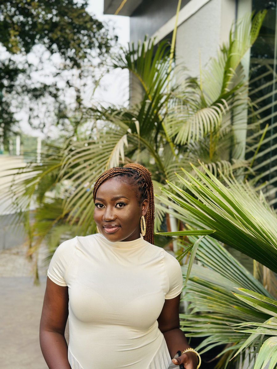 odunayo_subair's tweet image. Grateful for the gift of another birthday!  🥰🎁🎈
Here’s to another year of laughter and love! 😊🥂 
Happy birthday to me✨🤎