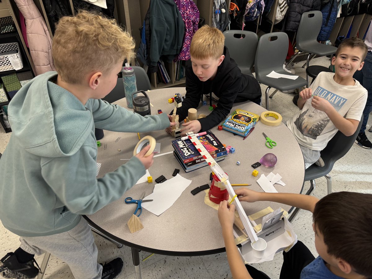 Today <a href="/MrsPowell4th/">Megan Powell</a> explored chain reactions but my favorite moment with them was during their <a href="/MOSWPBS/">MOSWPBS</a> lesson when they asked if they could make a video to teach playground expectations for <a href="/BeulahRalphElem/">Beulah Ralph Elem</a>! #cpsbest #bestofbeulah