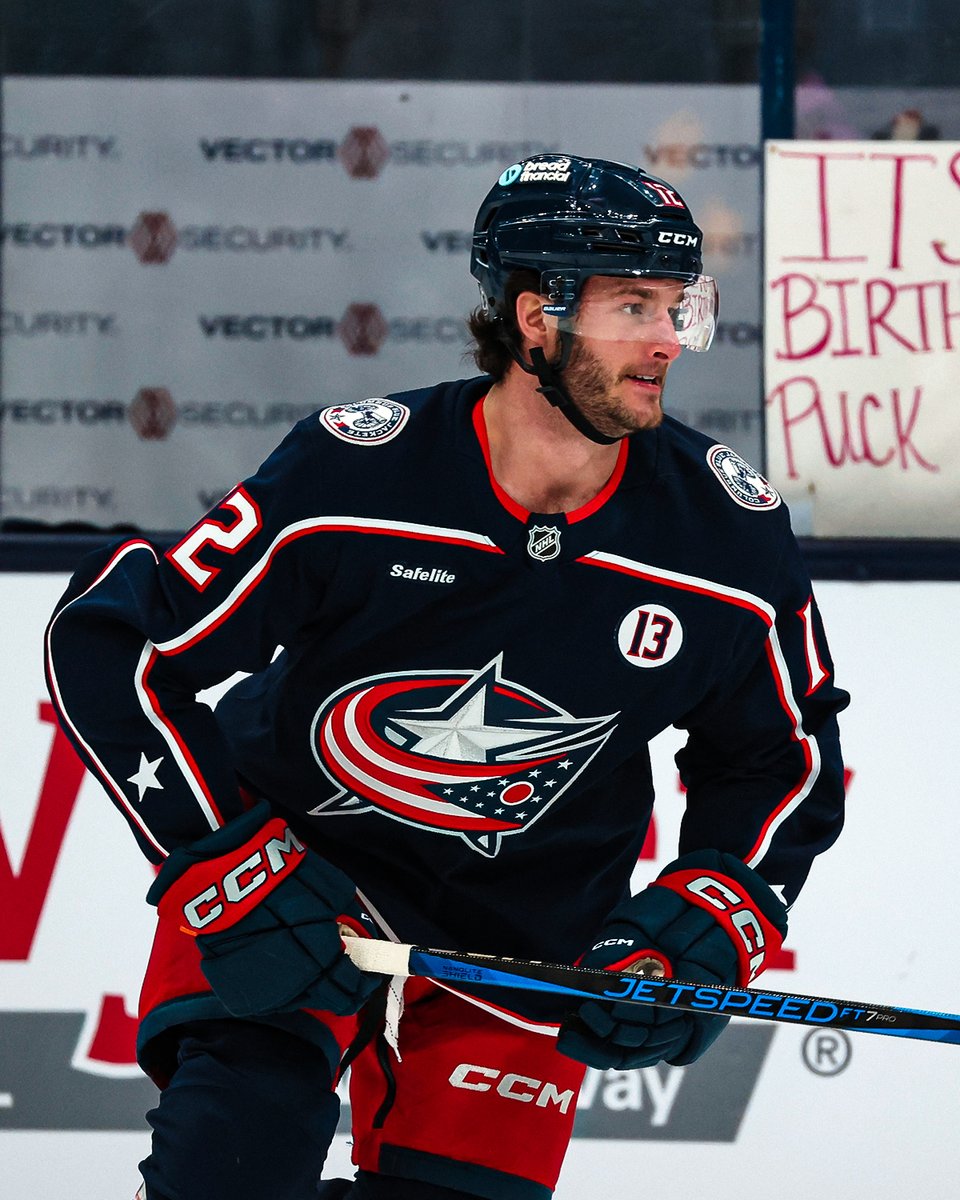 Owen Sillinger, older brother of Cole Sillinger, is playing in his first NHL game tonight! 💥