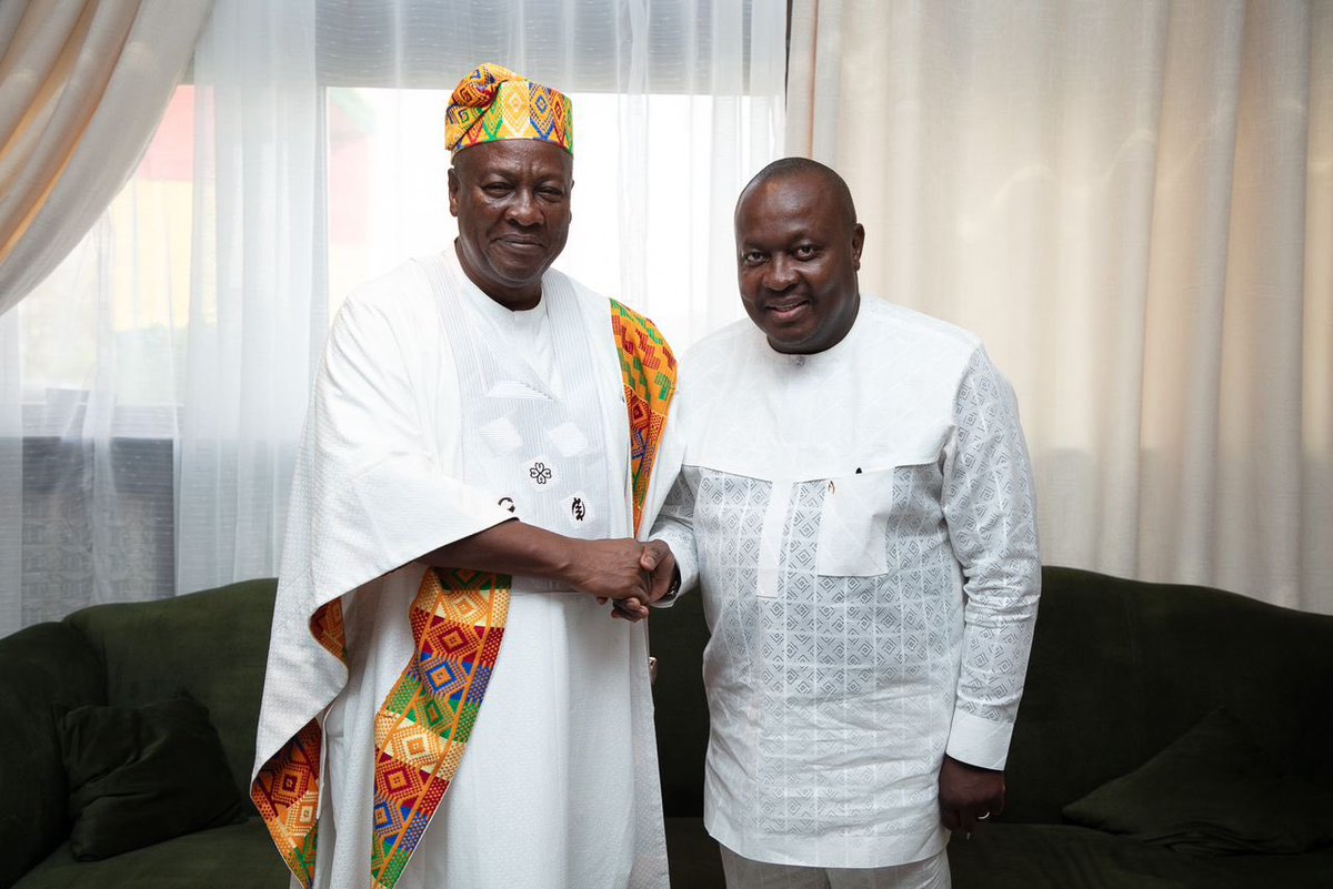 I give glory to God for the election of my President <a href="/JDMahama/">John Dramani Mahama</a> to lead Ghana and for the fulfillment of the promises of the Lord.

Je rends gloire à Dieu pour l'élection de mon Président <a href="/JDMahama/">John Dramani Mahama</a> à la tête du Ghana et pour l'accomplissement des promesses du Seigneur.