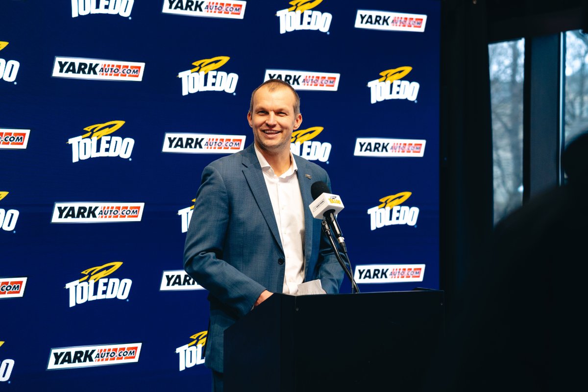 kpmullan's tweet photo. Welcome to the Rocket family! Can’t wait to see you build the Toledo Women’s Rowing program into something truly special.

 https://t.co/098lNarMJg

 #TeamToledo https://t.co/I5RHUfUEyn