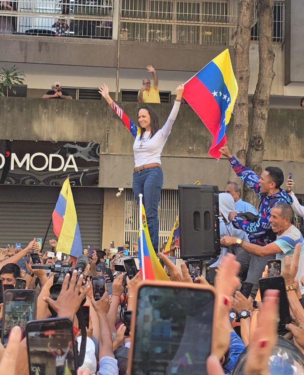 Sin dudas...la foto del día. <a href="/MariaCorinaYA/">María Corina Machado</a>