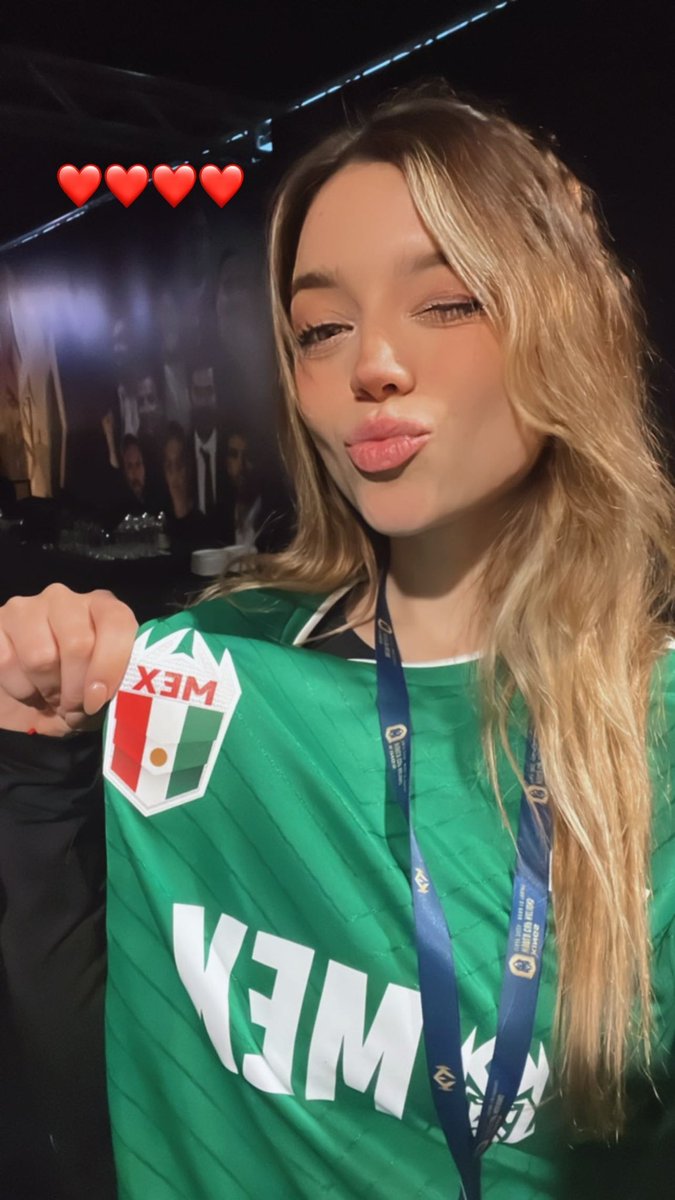 _nataliamx19's tweet photo. 😘😘😘😘😘 https://t.co/vPIJVdVGQO