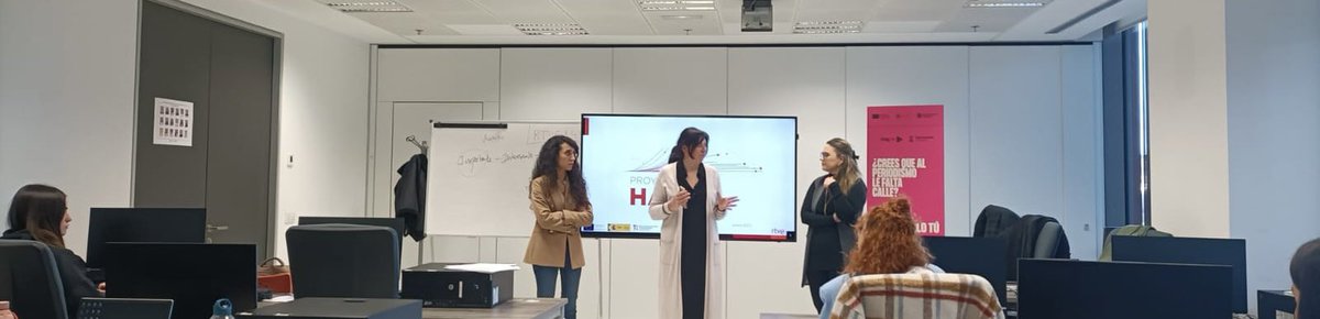 Ana Mancho (@anamancho_) on Twitter photo 🤖 La IA nos ayuda, es nuestro asistente, pero necesita órdenes precisas, creativas y humanas. Hoy <a href="/patriciagascon/">Patricia Gascón-Vera</a> y <a href="/yupiay/">Rocio Ibarra Arias</a> han trabajado con herramientas para la creación, monitorizacion y planificación de contenido en el Máster #Reporterismo360º de <a href="/unizar/">Universidad Zaragoza</a> y <a href="/RTVEin/">RTVE Instituto</a> con #Haz 🤖 La IA nos ayuda, es nuestro asistente, pero necesita órdenes precisas, creativas y humanas. Hoy <a href="/patriciagascon/">Patricia Gascón-Vera</a> y <a href="/yupiay/">Rocio Ibarra Arias</a> han trabajado con herramientas para la creación, monitorizacion y planificación de contenido en el Máster #Reporterismo360º de <a href="/unizar/">Universidad Zaragoza</a> y <a href="/RTVEin/">RTVE Instituto</a> con #Haz