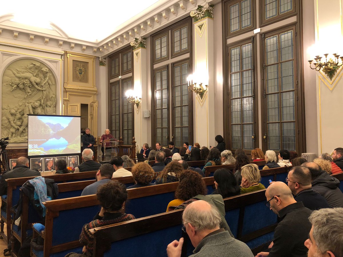 Avec <a href="/ACORDEBARD/">Alexandra Cordebard</a> &amp; les elu/es de #Paris10 &amp; #Paris, aux côtés des Kurdes &amp; du <a href="/Le_CDKF/">Conseil Démocratique Kurde en France</a> pr témoigner de notre soutien &amp; de notre commune exigence : la justice! Le secret défense doit être levé 12 ans après l'assassinat des 3 militantes Leyla Soylemez, Sakine Canciz et Fidan Dogan!