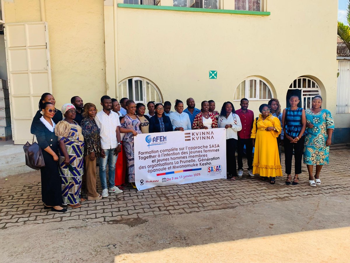 prunellerdcasbl's tweet image. Depuis le 7 janvier, 8 collègues de La Prunelle RDC asbl suivent la formation #SASATogether avec AFEM. Un outil puissant pour lutter contre les #VBG et promouvoir l&apos;égalité dans le cadre du projet #WasichanaNaAmani à #Mwenga et #Walungu. 
#Paix #EgalitéDesSexes #Empowerment
