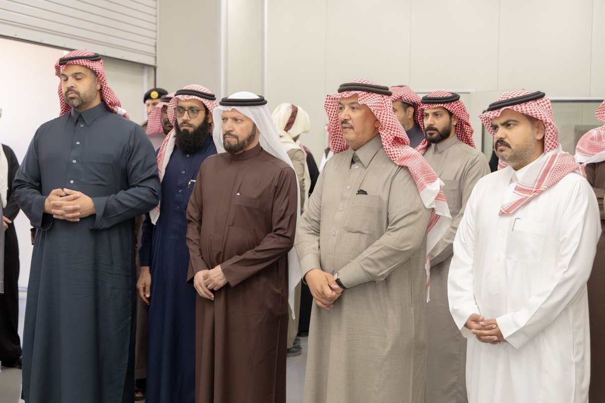 MajmahChamber's tweet photo. الامين العام أ.فهد الصعيري : هذا اللقاء يأتي من أهمية الإستراتيجية الوطنية للصناعة في بناء اقتصاد صناعي مرن ومستدام يقوده القطاع الخاص،وذلك تماشيًا مع رؤية المملكة 2030 ، مما يسهم في خلق بيئة عملية صناعية متوائمة تتوافق مع التطلعات والأهداف المنشودة. https://t.co/sWeu21qIxV